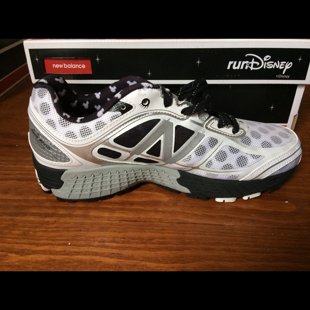 NWT New Balance Mini Mouse Shoes